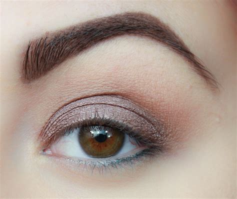 taupe eye shadow